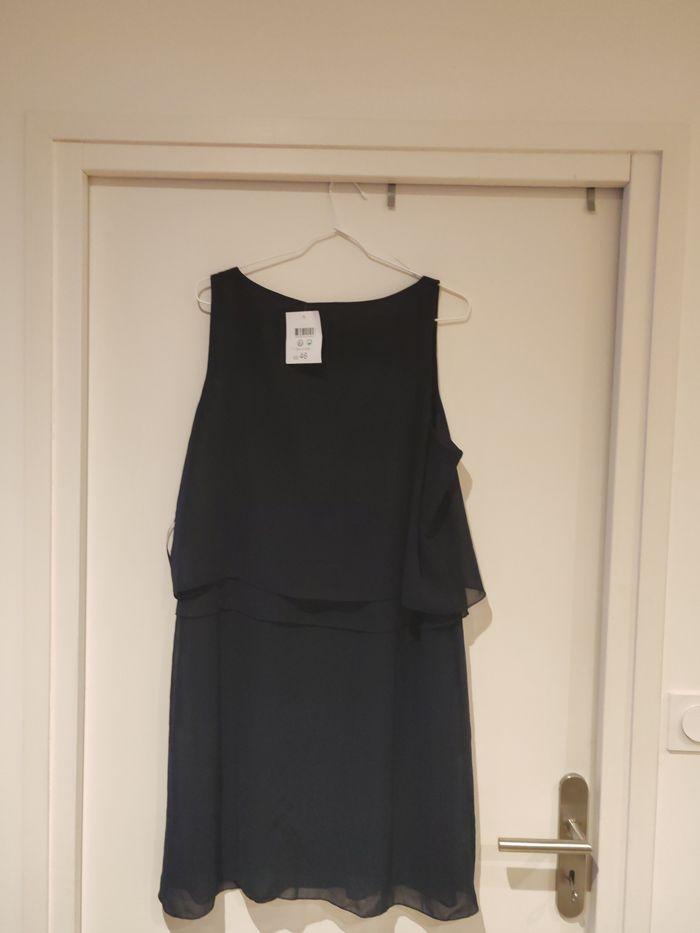 Robe taille 46 marque Agathe velmont prix 4 € - photo numéro 4