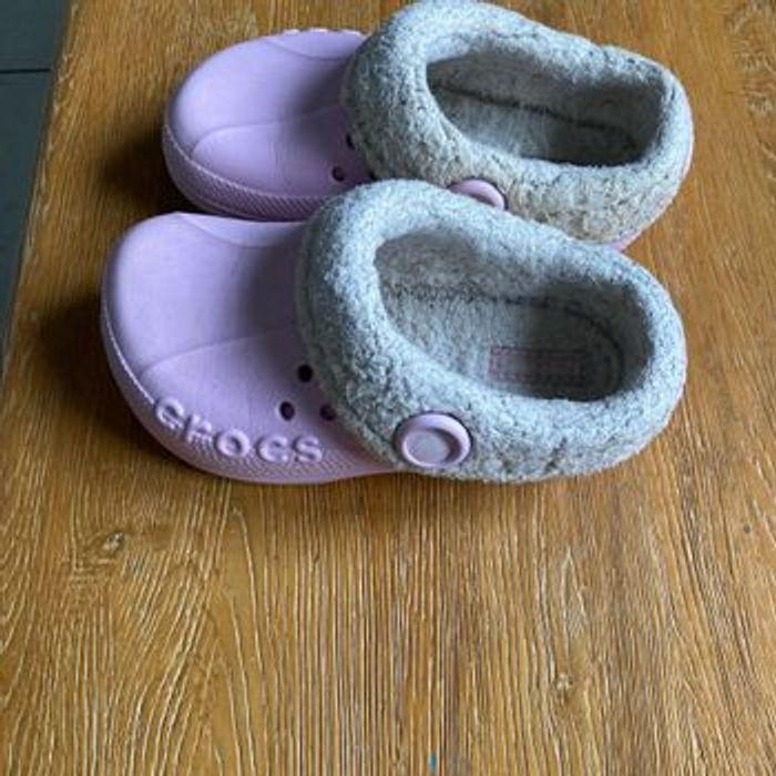 Sabots Crocs fourrés roses et crème taille J1 - photo numéro 2