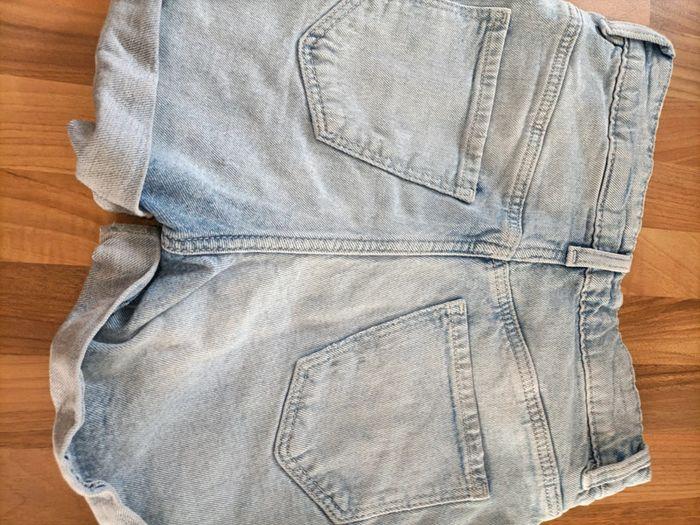 Short en jean effet troué h&M 8-9 ans - photo numéro 5