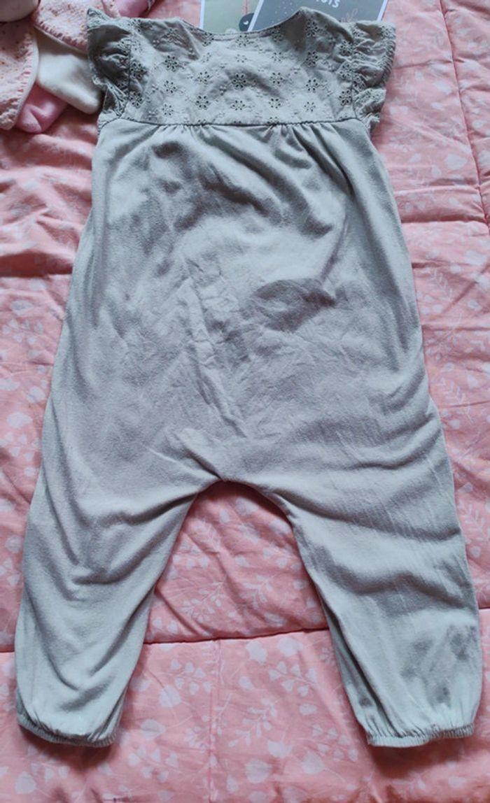 Combi pantalon / barboteuse longue bébé fille Kiabi 18 mois - photo numéro 6