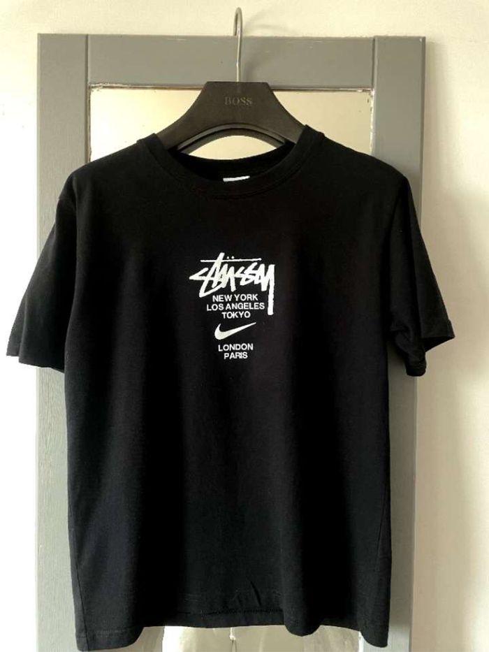 TEE short stussy x nike noir | taille S - photo numéro 1