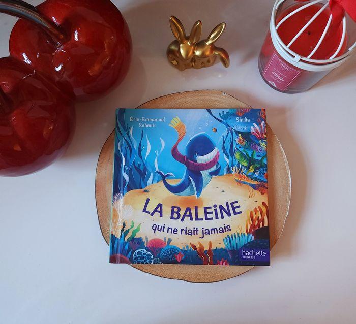 La baleine qui ne riait jamais 🎄 - photo numéro 1