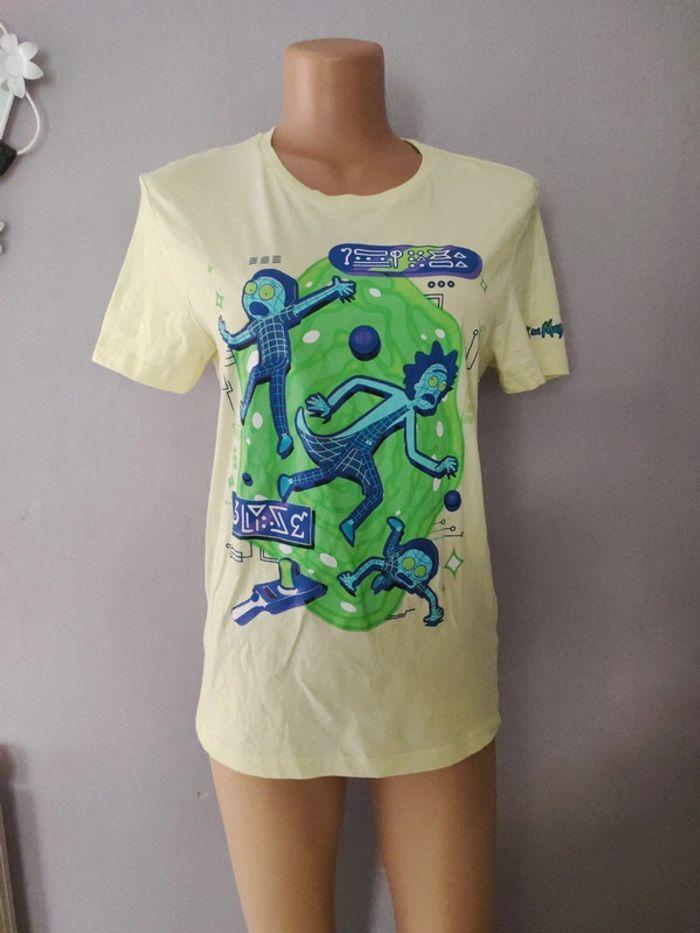 T-shirt taille XS Rick and morty - photo numéro 1