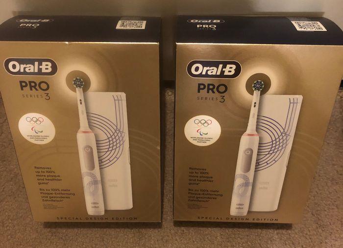 Lot 2 brosses à dent électrique oral b jeux olympiques - photo numéro 1