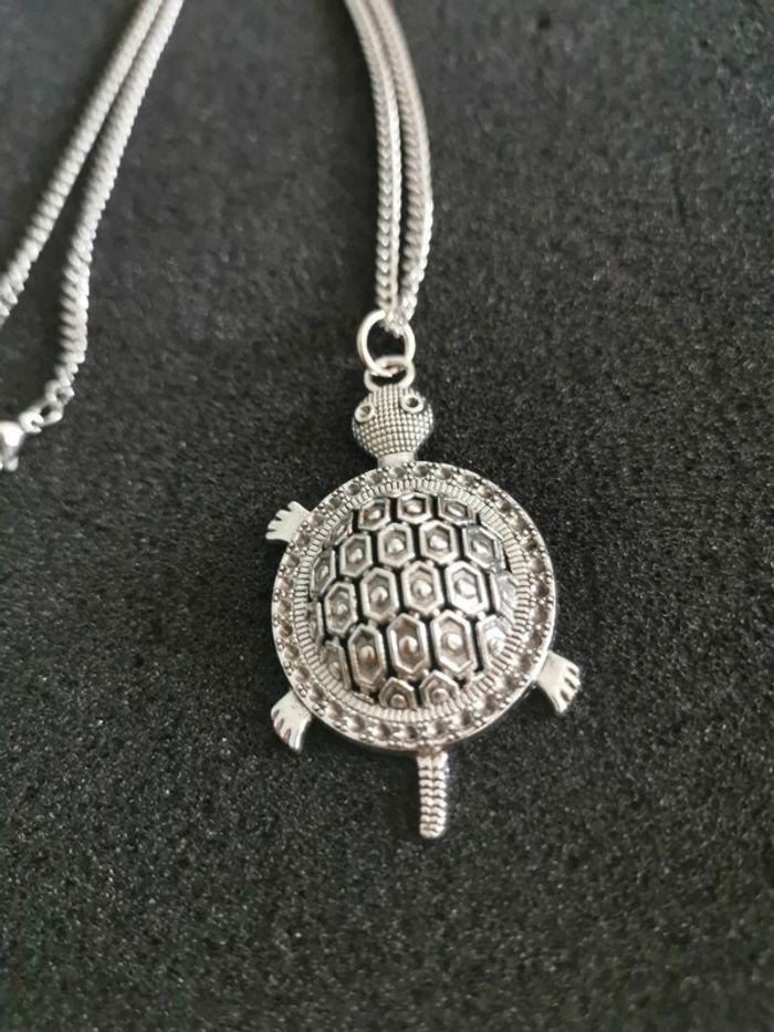 Collier et pendentif tortue - photo numéro 2