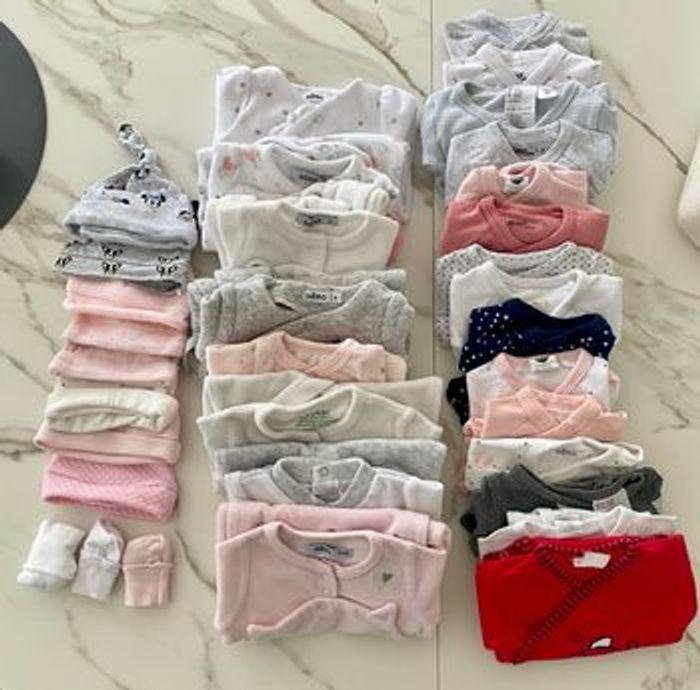 Lot vêtements taille Naissance