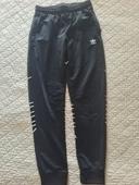 Pantalon jogging ADIDAS taille 12/13 ans