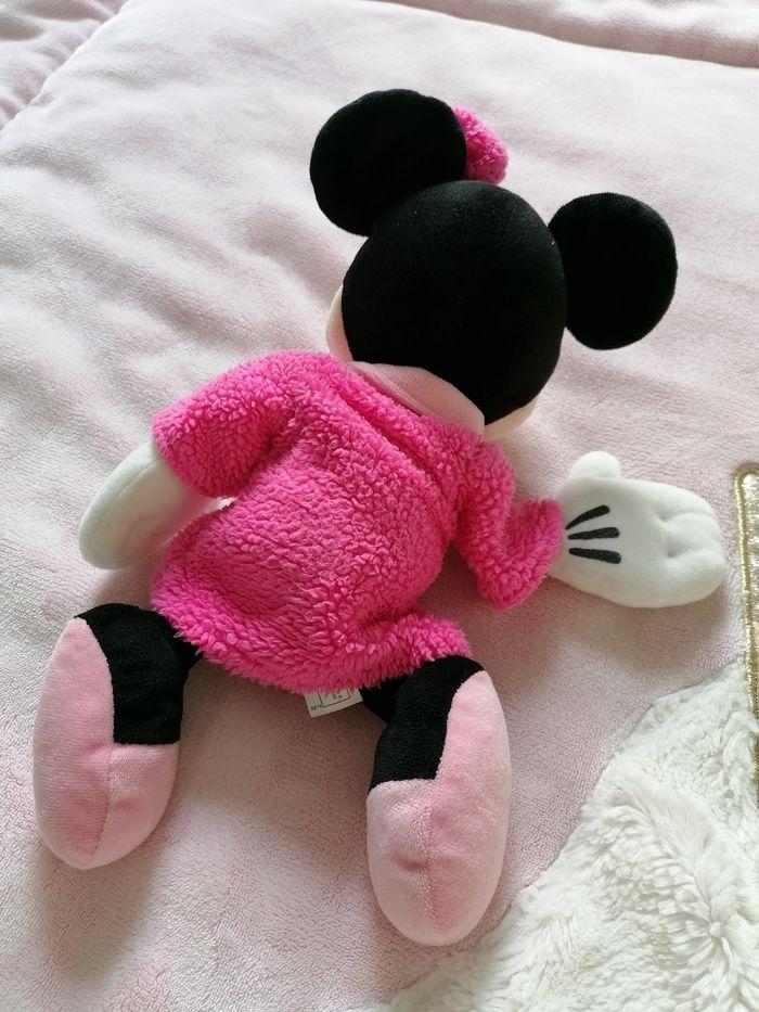 Peluche minnie en peignoir - photo numéro 3