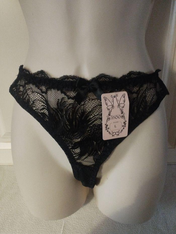 Ensemble de lingerie neuf avec armatures sans rembourrage. 95C L  pour le tanga - photo numéro 3