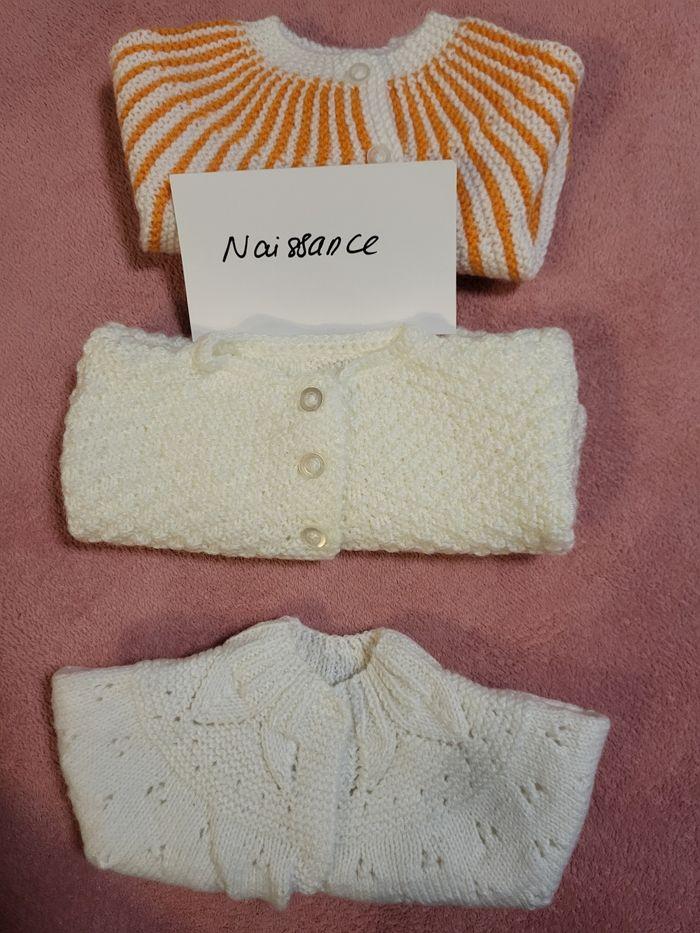 Lot de 3 gilets en laine naissance - photo numéro 1