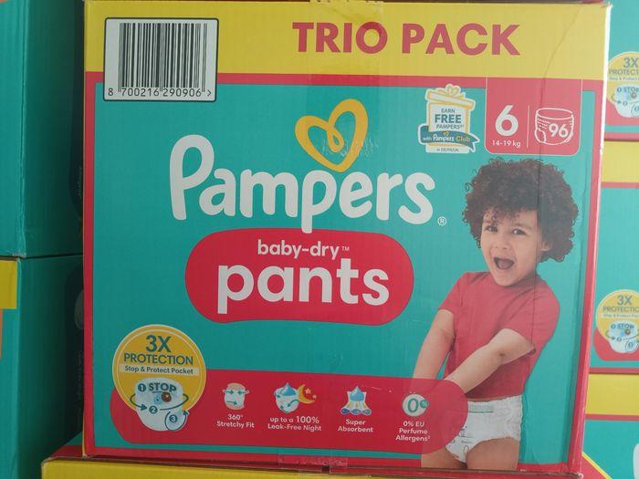 Couches Pampers baby dry pants taille 6 trio pack