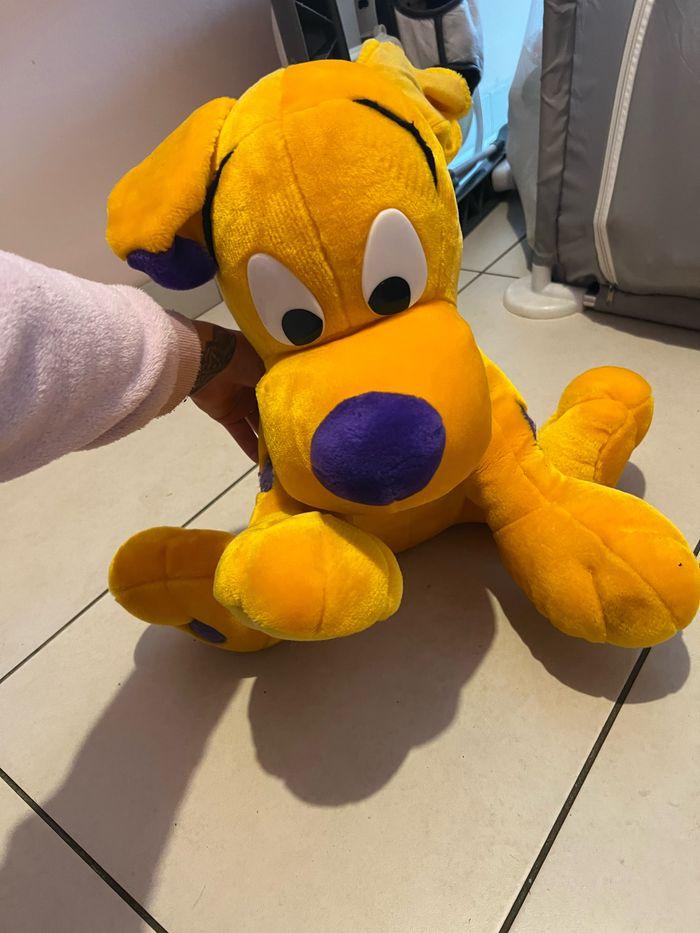 Grosse peluche chien - photo numéro 1