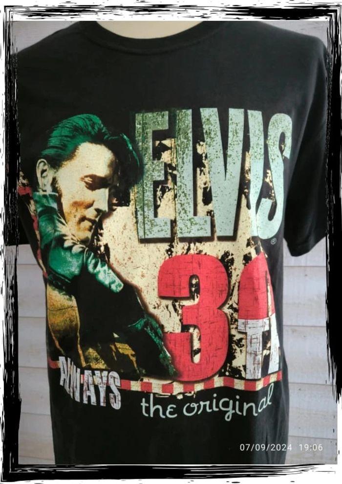 Tee shirt noir avec graphique Elvis Presley taille m - photo numéro 2