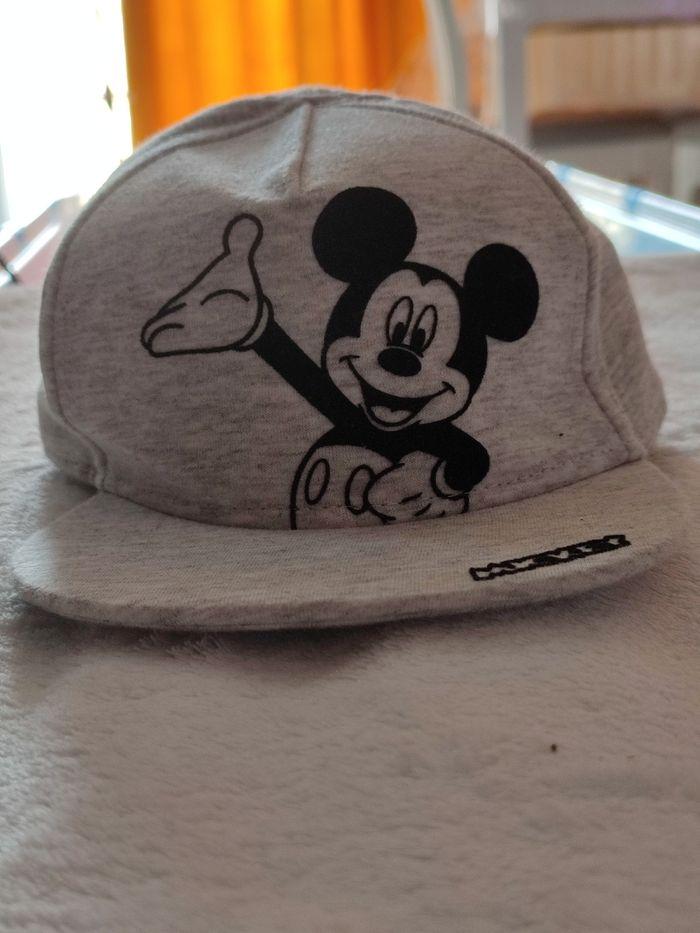 Casquette Mickey. 4-6 mois - photo numéro 2