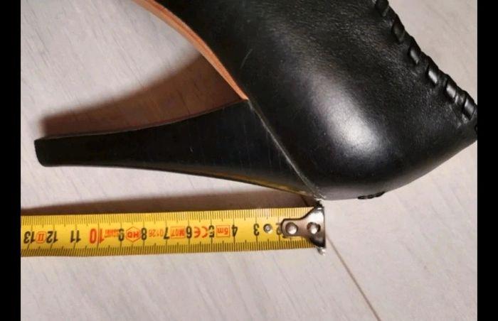 Chaussures bottines à talon noir UGG taille 38 fourré à l'intérieur - photo numéro 7