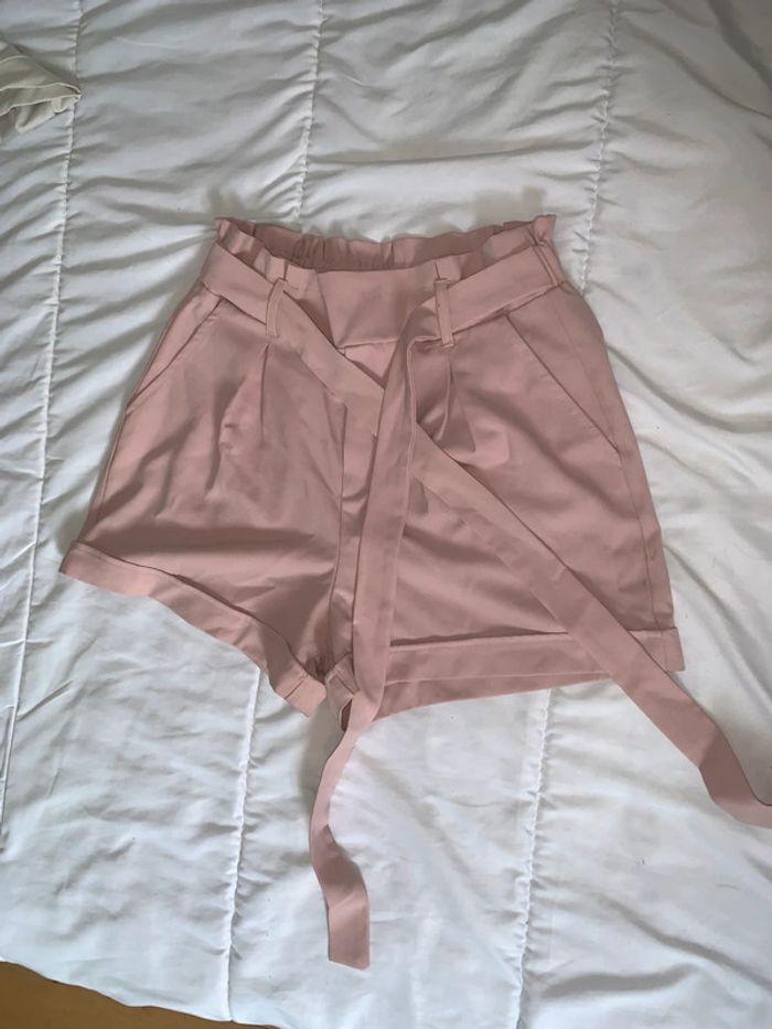 🌺 Pantalón Corto 🌺🌺 Short rose 🌺 - photo numéro 1