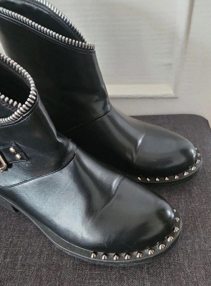 Bottines noires - photo numéro 3