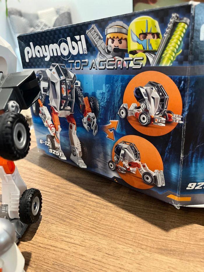 Playmobil Chef de la Spy team avec robot mech - photo numéro 4