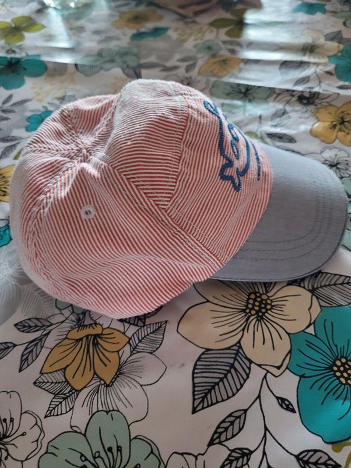 Casquette - photo numéro 1