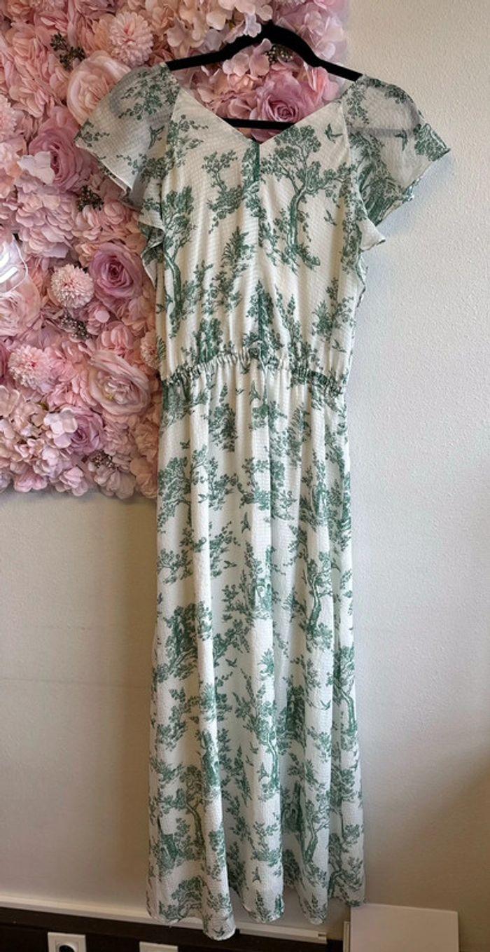 Robe longue H&M à motifs verts fleuris oiseaux, taille 36 - photo numéro 7