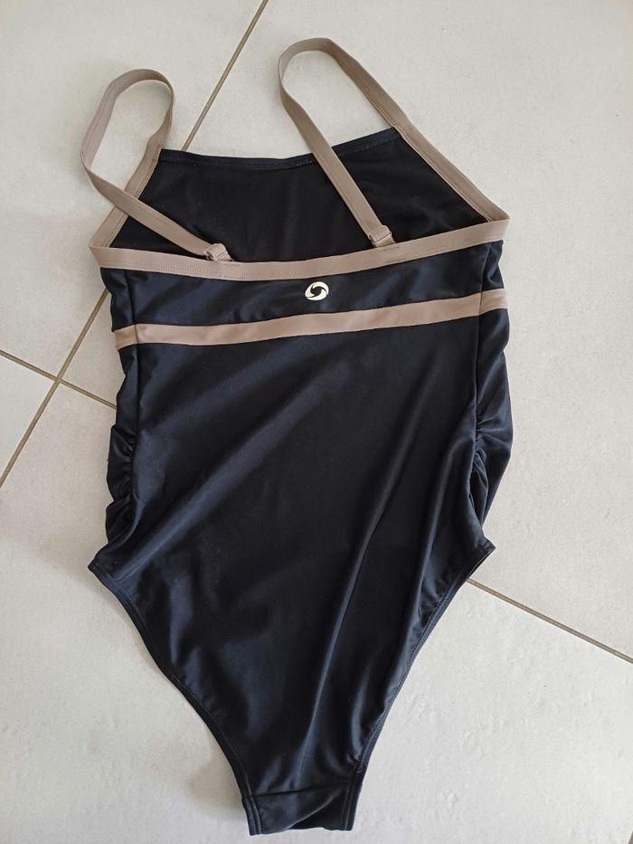 Maillot de bain grosesse - photo numéro 2