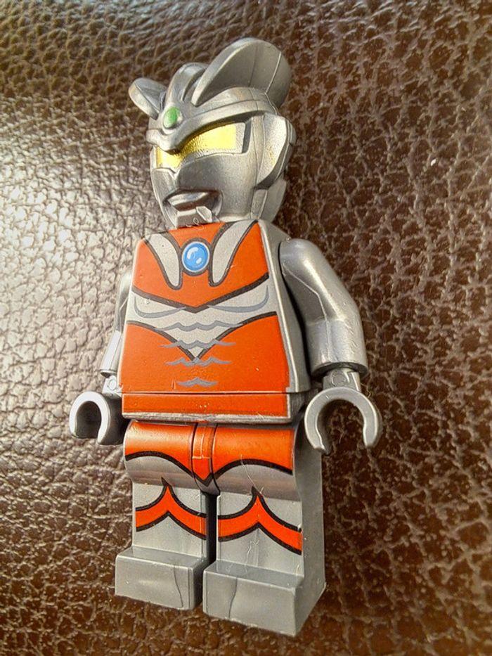 Figurine Lego compatible Ultraman - photo numéro 2