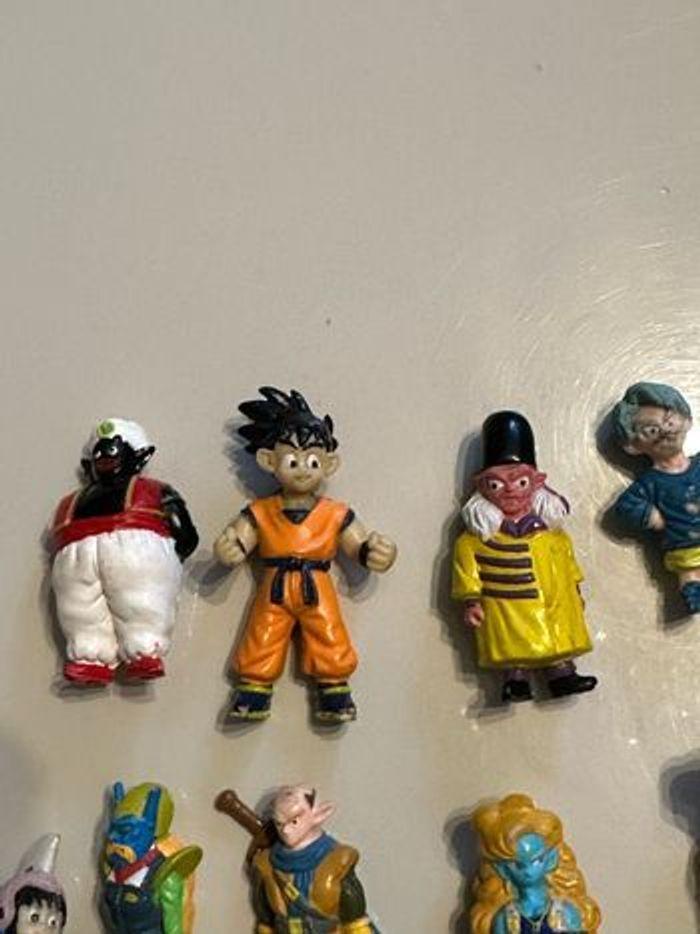 Lot 16 figurines dragon ball Z  Vintage 1989 - photo numéro 2