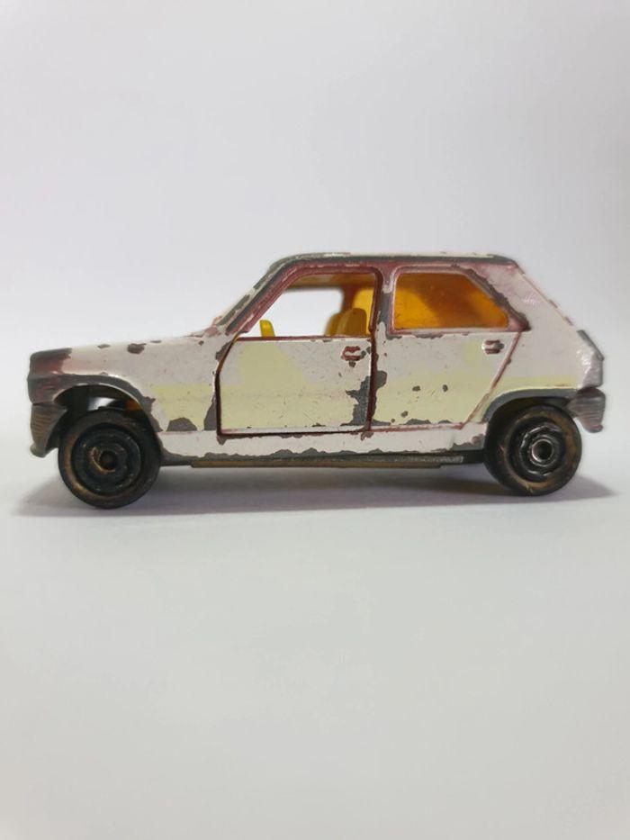 Renault 5 R5 GTL Blanche Majorette 280 - 1/51 🇫🇷 - photo numéro 1