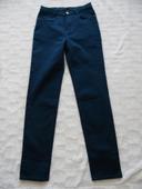 Beau pantalon bleu canard, taille 38.