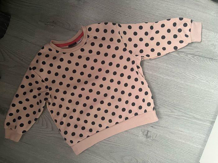 Pull rose à pois noirs fille 3 ans