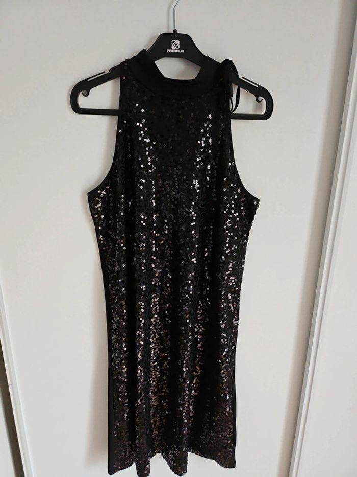 Robe à strass taille 3XL - photo numéro 1