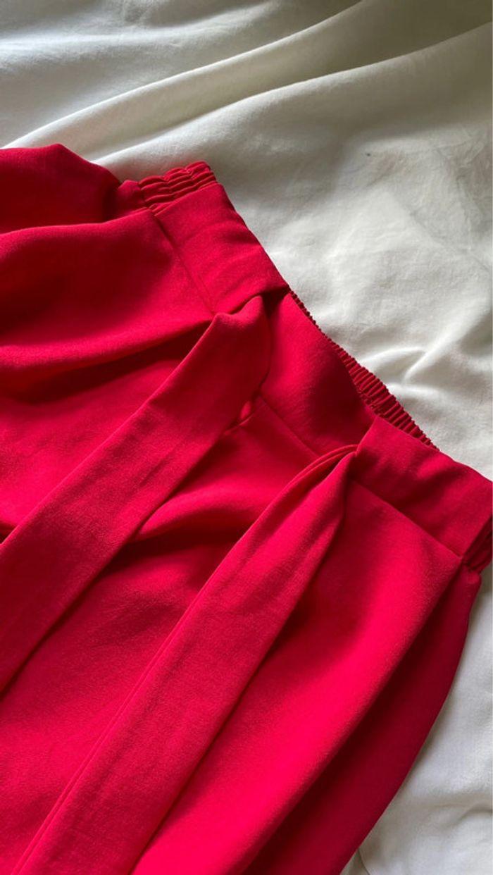 Pantalon fluide rouge ZARA - photo numéro 8