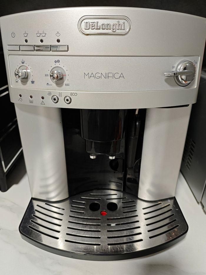 Delonghi magnifica