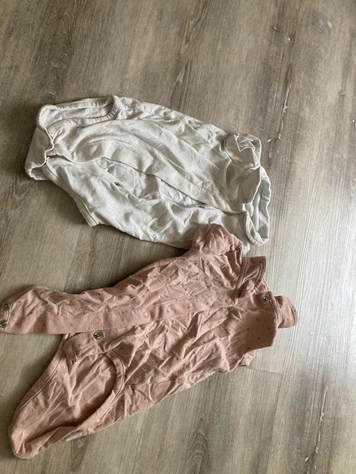 Lot vêtements fille été 9 mois - photo numéro 6