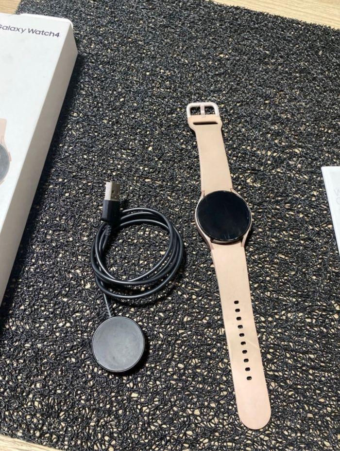 Montre Samsung galaxy Watch 4 - photo numéro 4