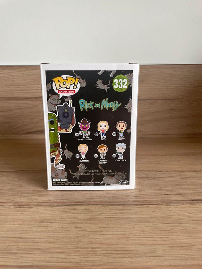 Figurine Funko Pop Rick et Morty : Pickle Rick With Laser 332 - photo numéro 3