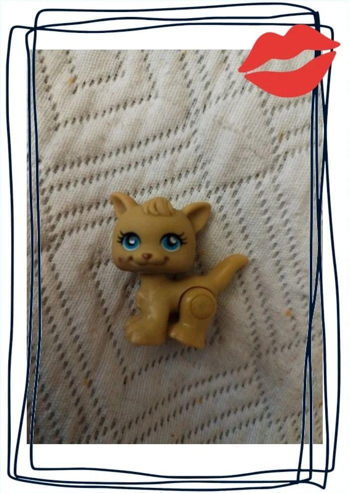 Figurine chien Polly Pocket Sparklin Pets 67 - photo numéro 1