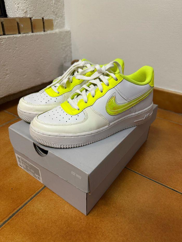 Baskets Nike Air Force 1 - photo numéro 1