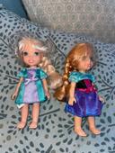 2 Poupées 15 cm reines des neiges marque Jakks Pacific