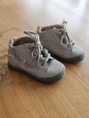 Chaussures à lacets bébé fille