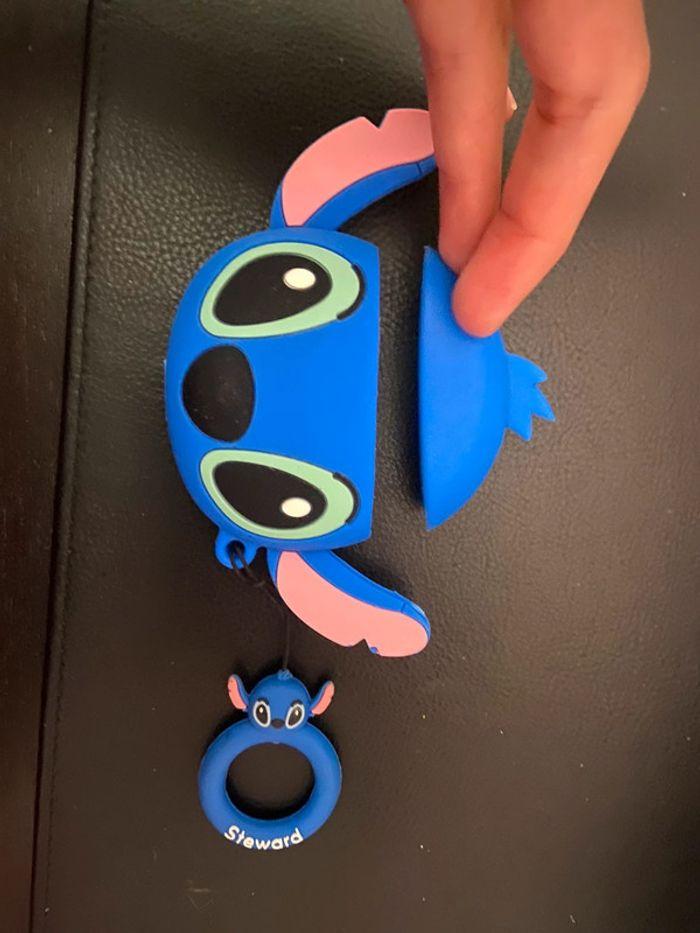 Coque AirPods stitch - photo numéro 1