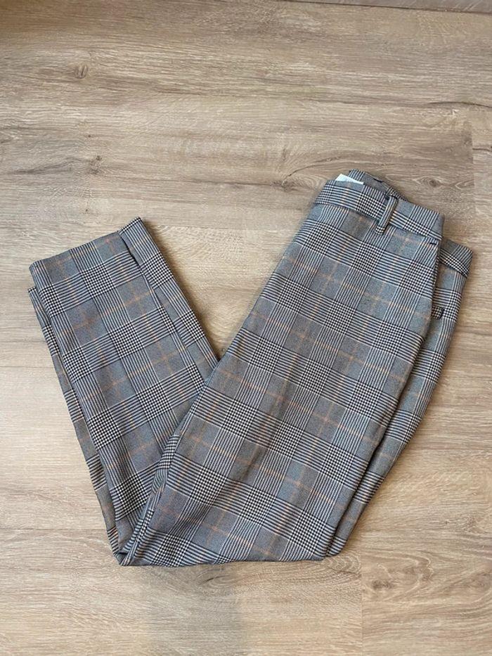 Pantalon chino à carreaux gris et beige Pimkie taille 34 / XS - photo numéro 1