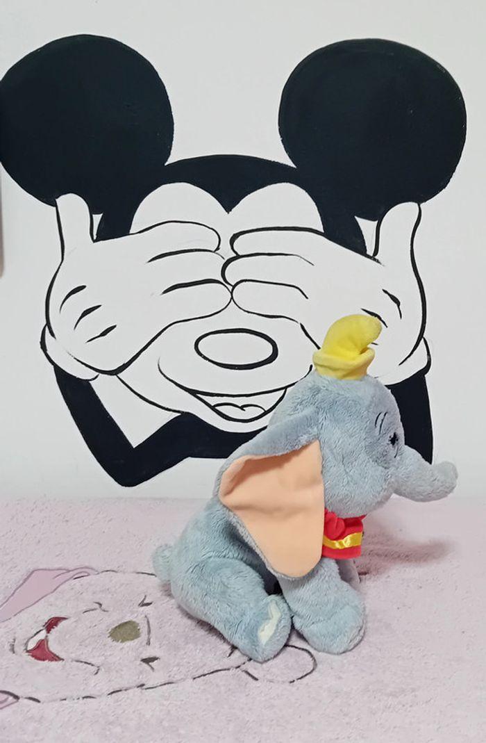 Peluche Dumbo Disney - photo numéro 4