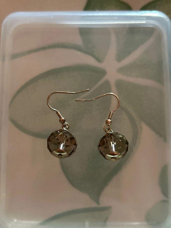 belles boucles d’oreilles pendantes boules, neuves, jamais porté, Yesstyle - photo numéro 1