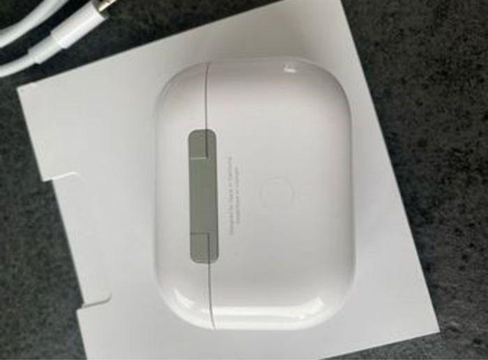 AirPods Pro 2ème génération - photo numéro 3