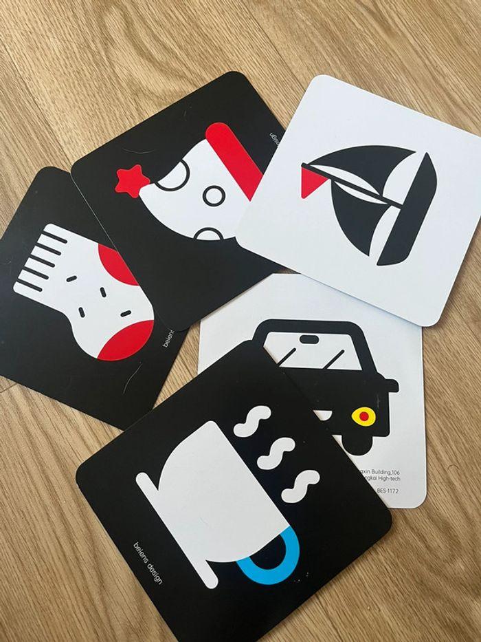 Éveil bébé - lot de 5 cartes noires et blanches - photo numéro 2