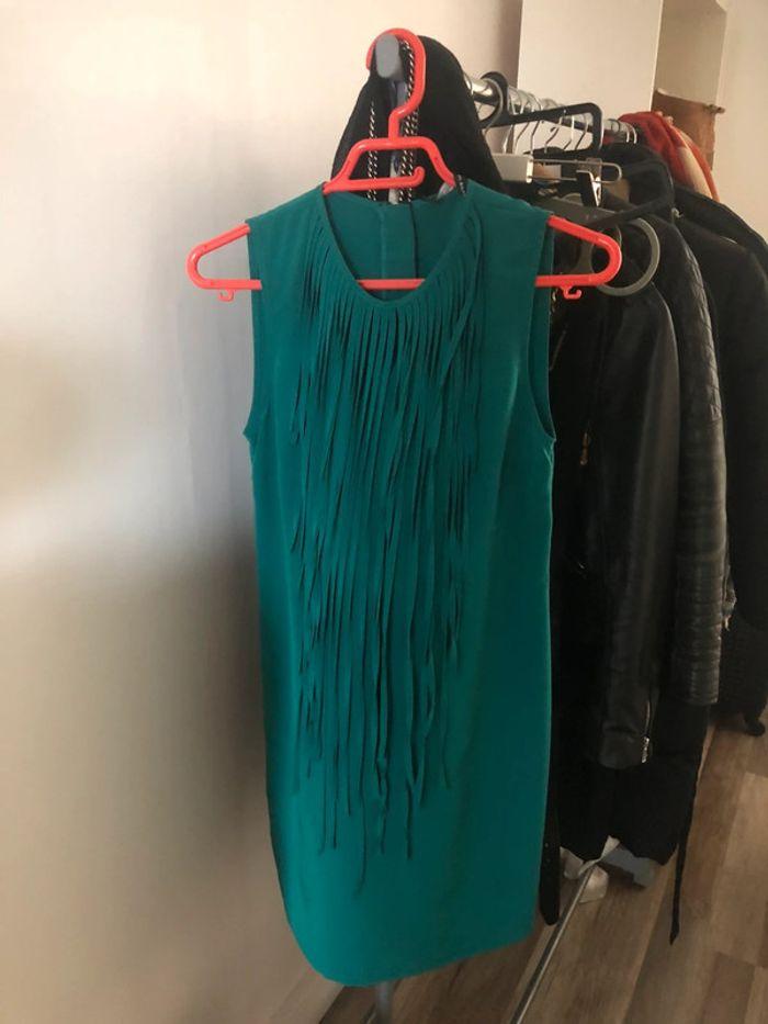 Robe verte zara t xs - photo numéro 2