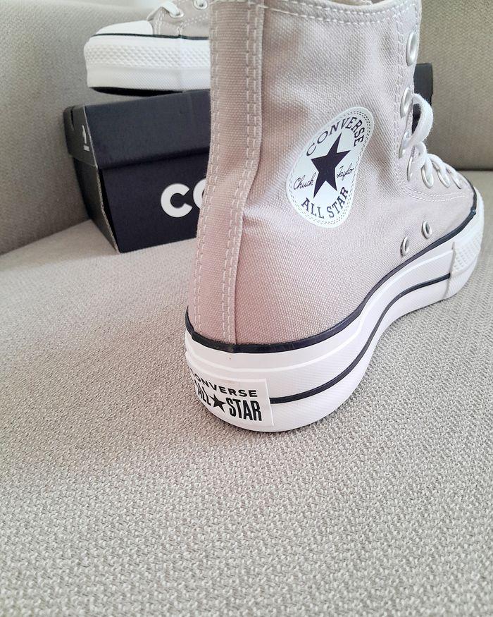 Converses Chuck Taylor All-Star pointure 38 - photo numéro 5