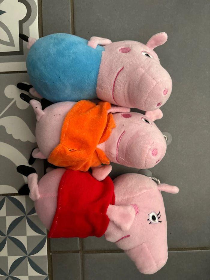 Peluches pepa pig - photo numéro 1