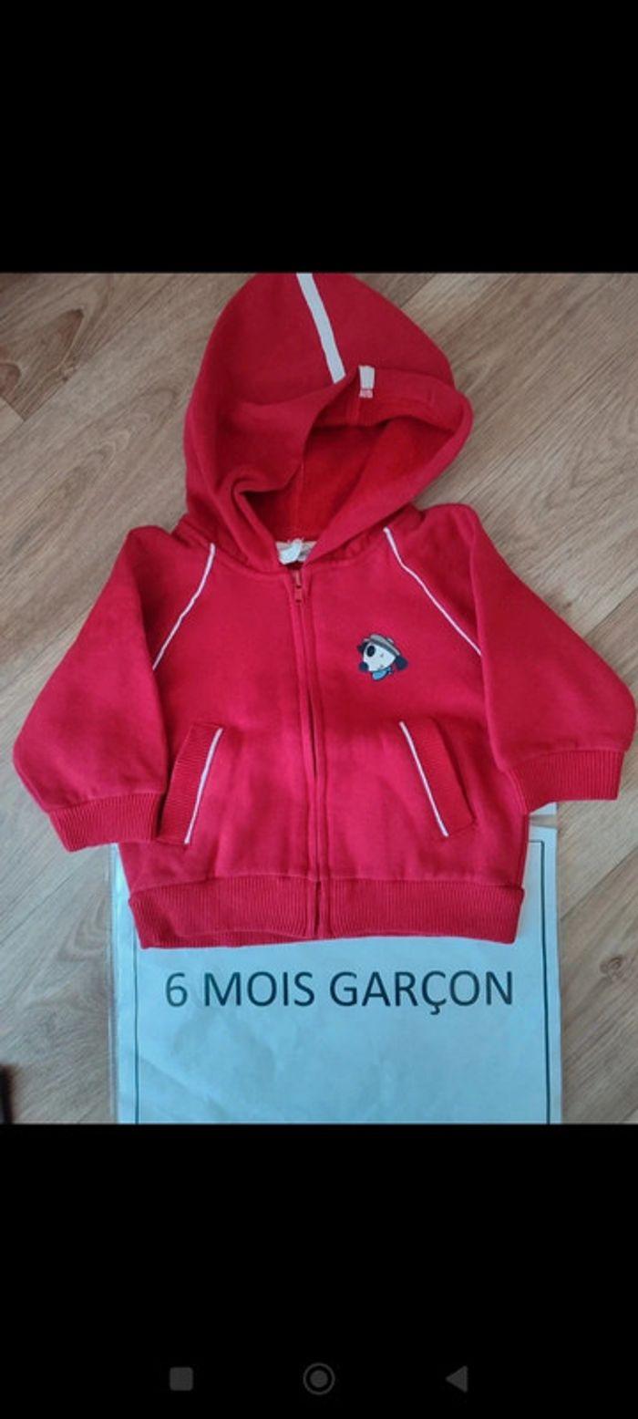 Gilets 6 mois - photo numéro 2